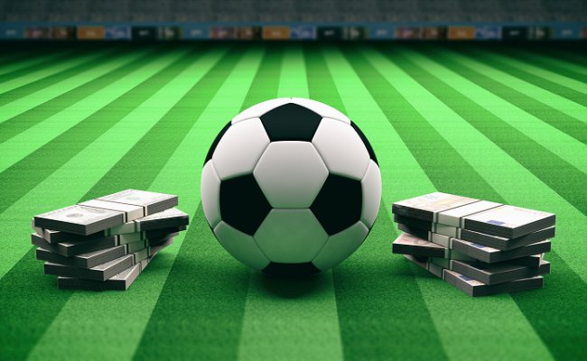 Winning Ways: Online Football Betting Strategies