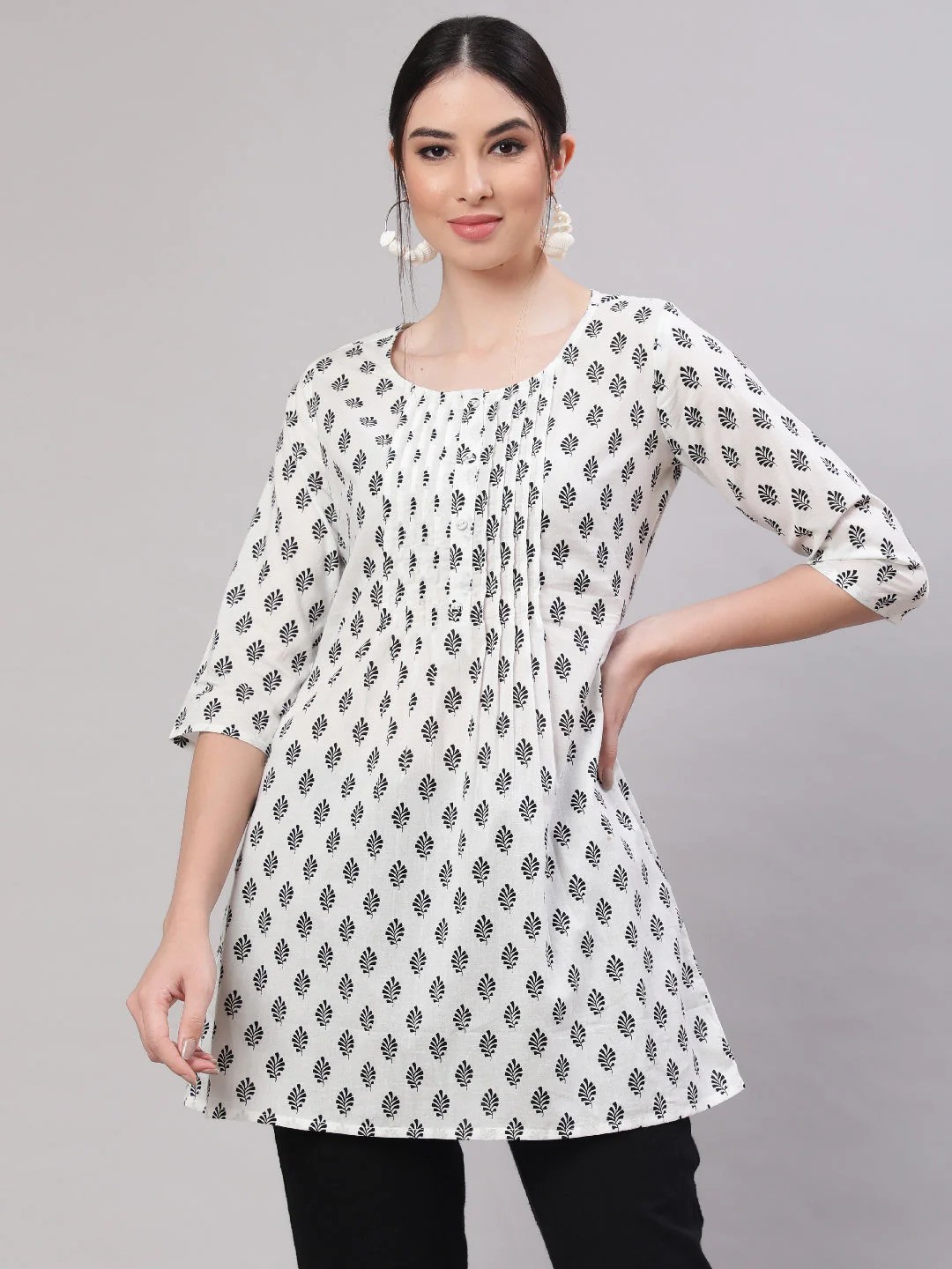 Dress to the Nines: Buy Tunics Online in India