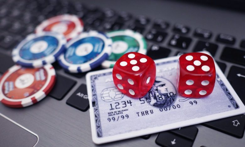 Exploring the World of Online Gambling Enthusiasts: A Journey Through Passion and Prudence