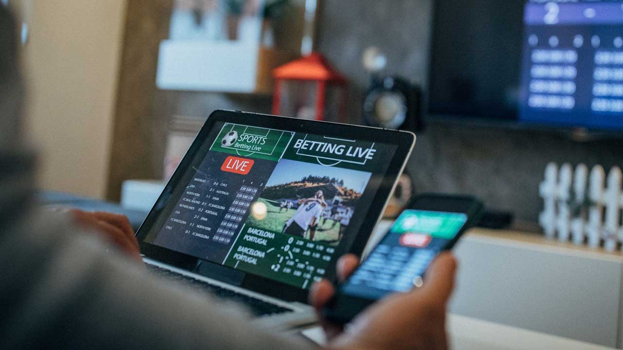 The Evolution of Online Betting: From Controversy to Convenience